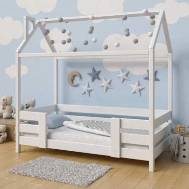 Дитяче ліжко-будиночок з бортиками на ніжках із масиву